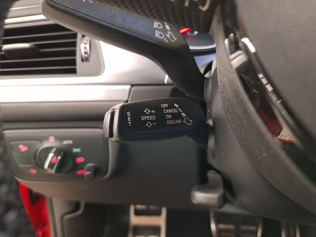 Audi A6 2017 Punainen