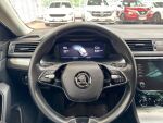 Skoda Superb 2022 Valkoinen