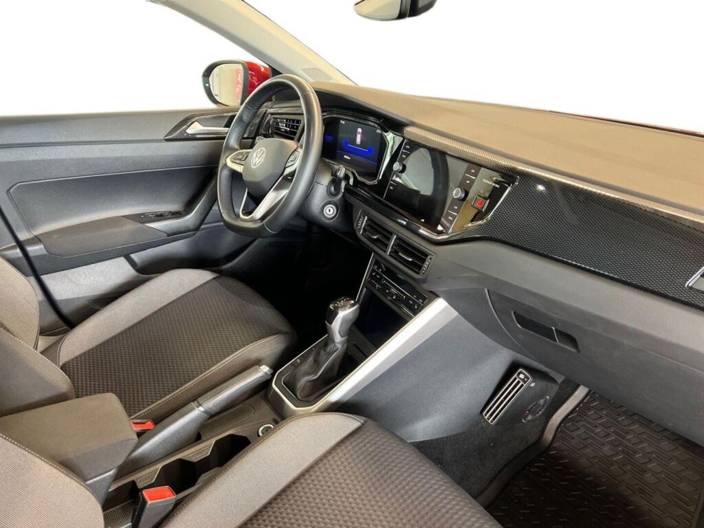 Volkswagen Taigo 2022 Punainen