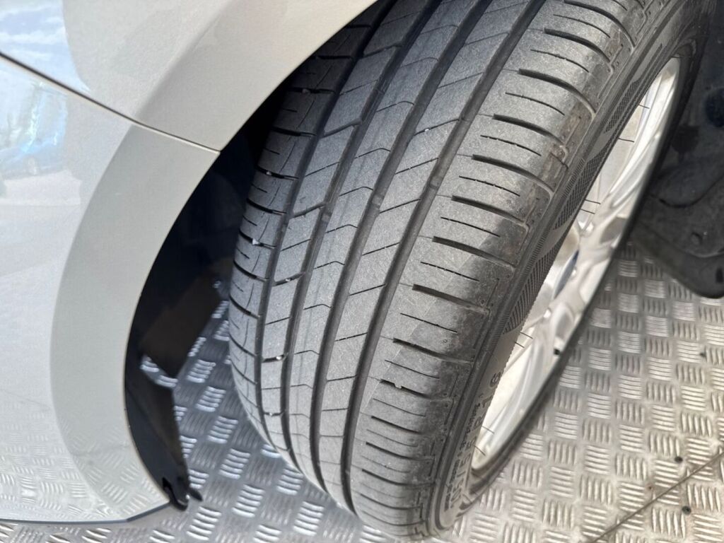 Ford Focus 2015 Harmaa