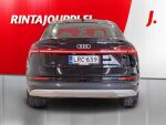 Audi e-tron 2022 Musta
