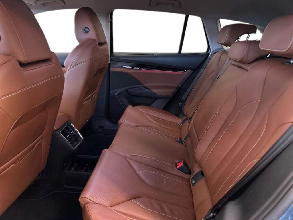 Skoda Enyaq 2022 Harmaa