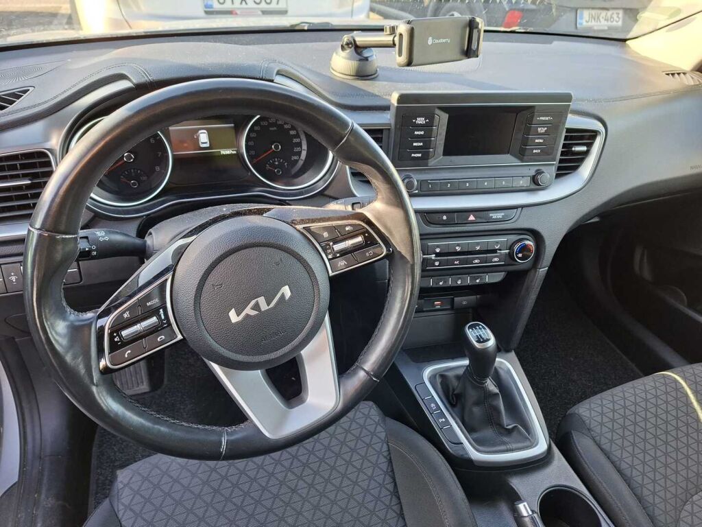 Kia Ceed 2022 Hopea