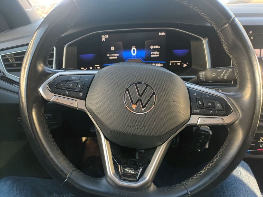 Volkswagen Taigo 2022 Harmaa