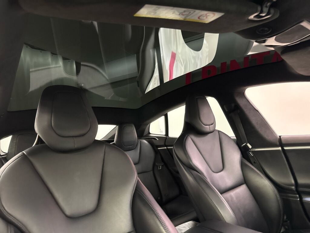 Tesla Model S 2017 Musta