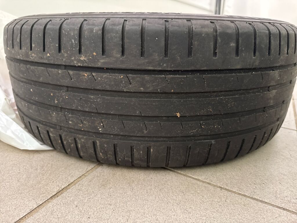 Tesla Model S 2017 Musta