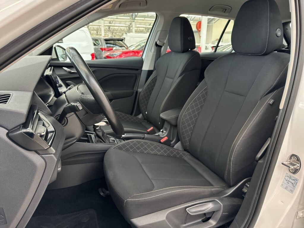 Skoda Kamiq 2022 Valkoinen