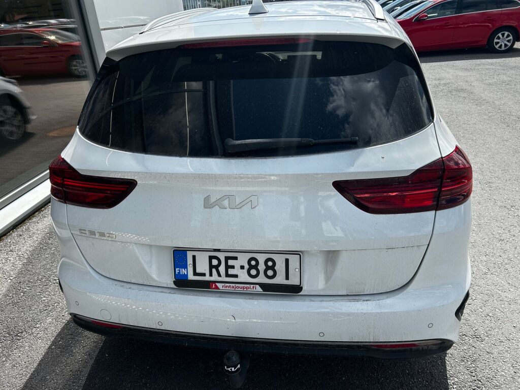 Kia Ceed 2022 Valkoinen