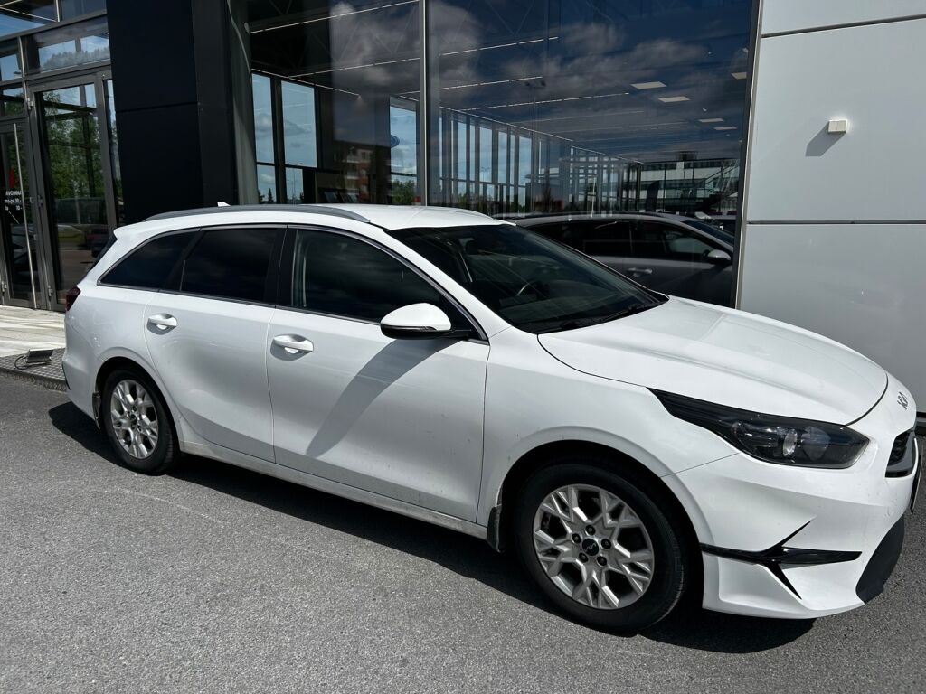 Kia Ceed 2022 Valkoinen