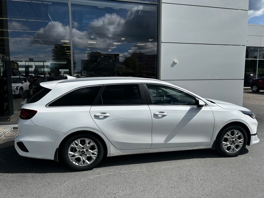 Kia Ceed 2022 Valkoinen