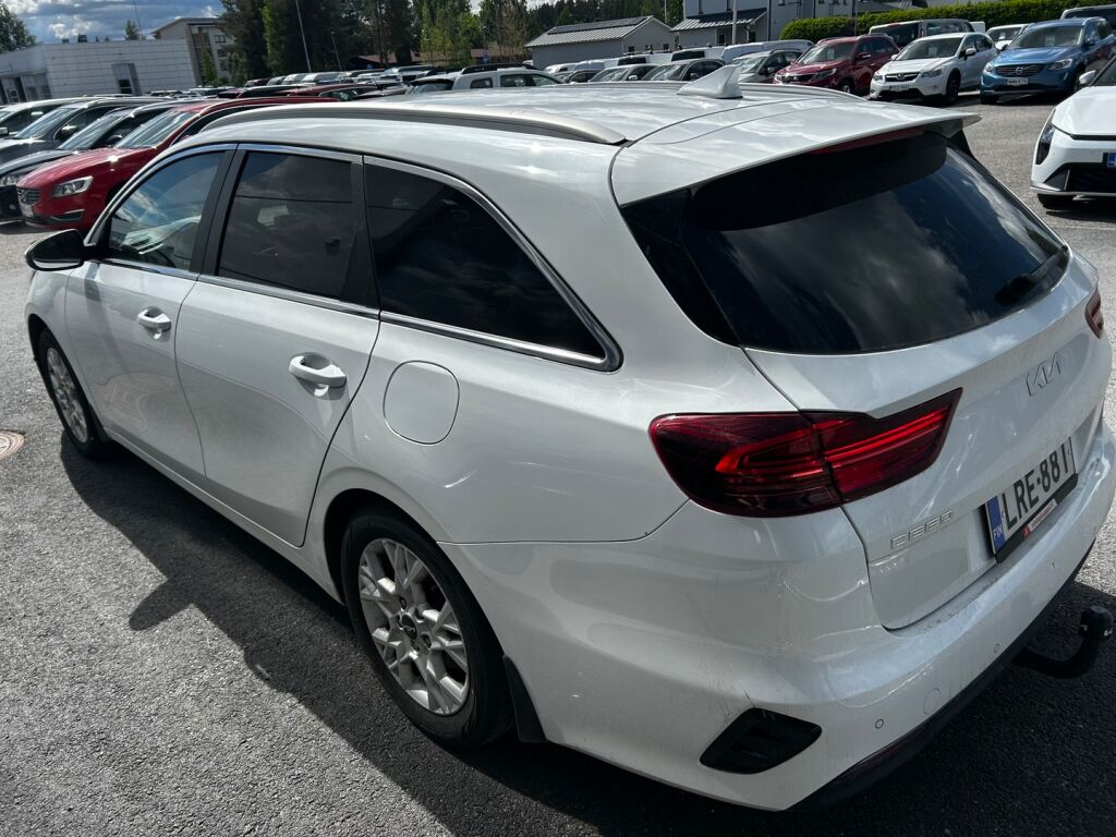 Kia Ceed 2022 Valkoinen