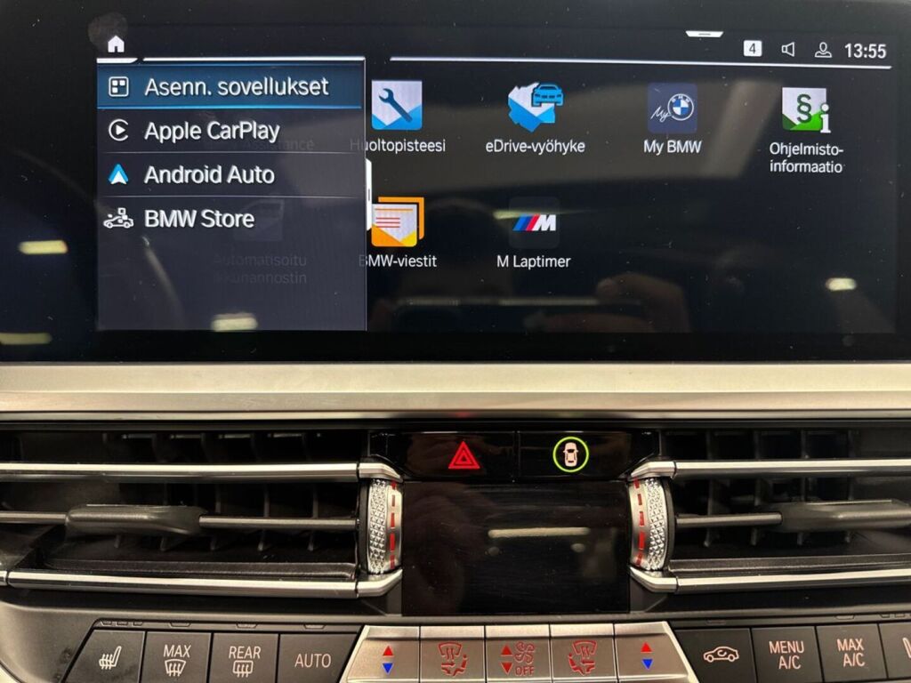 BMW 330 2020 Punainen
