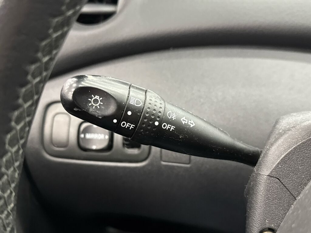 Toyota Yaris 2004 Vihreä