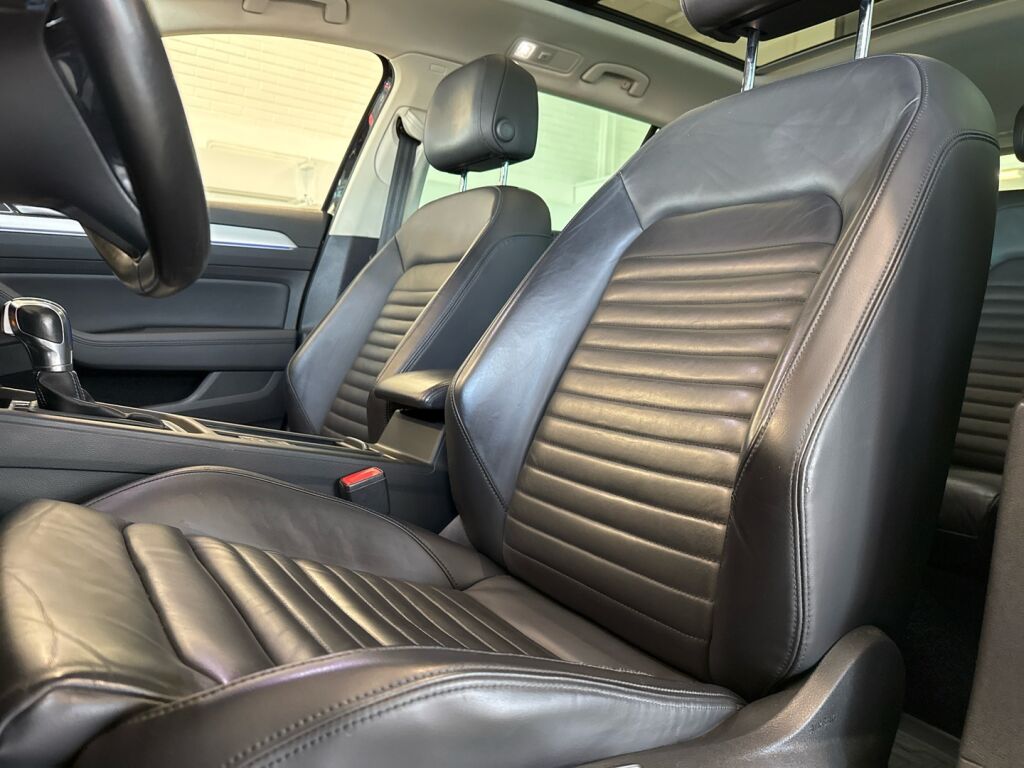 Volkswagen Passat 2016 Musta