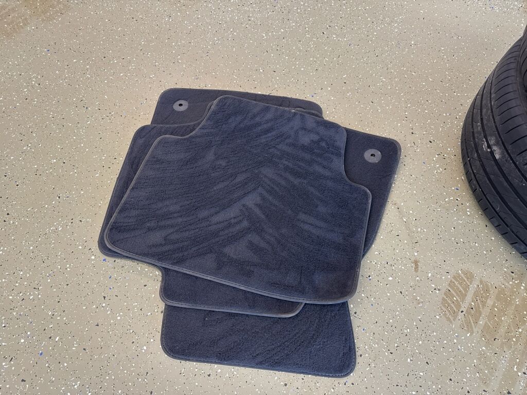 Volkswagen Passat 2016 Musta