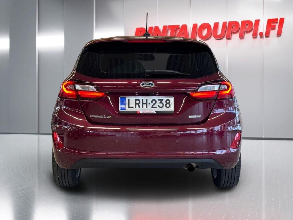 Ford Fiesta 2022 Metallinhohto Punainen