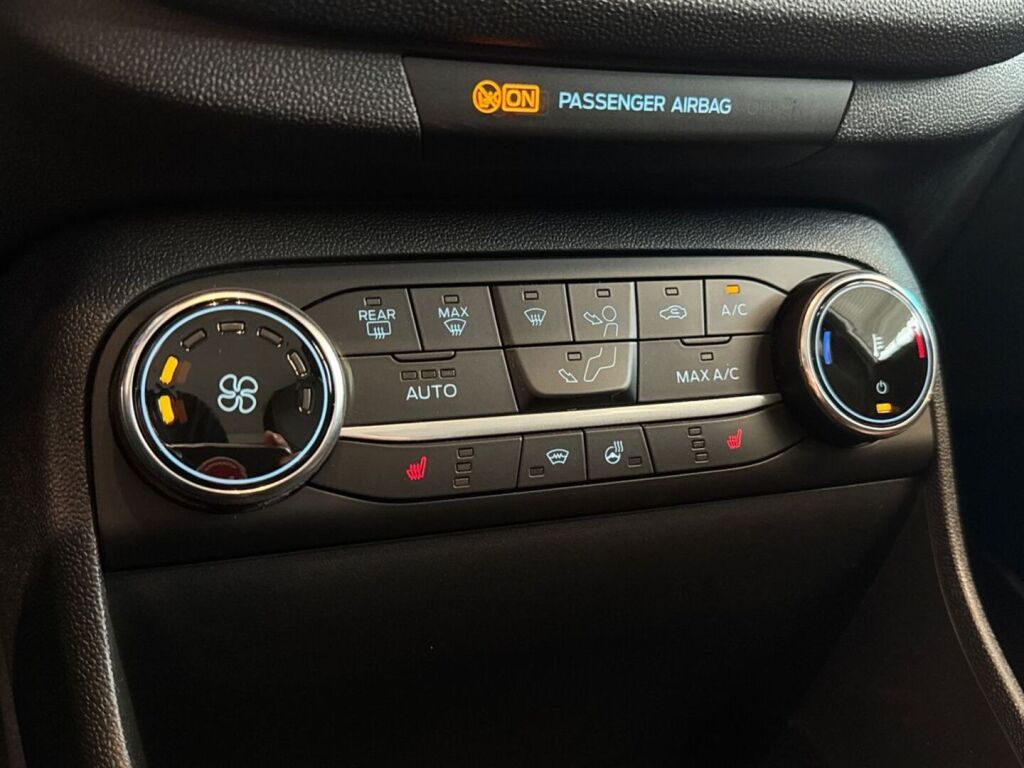 Ford Fiesta 2022 Valkoinen