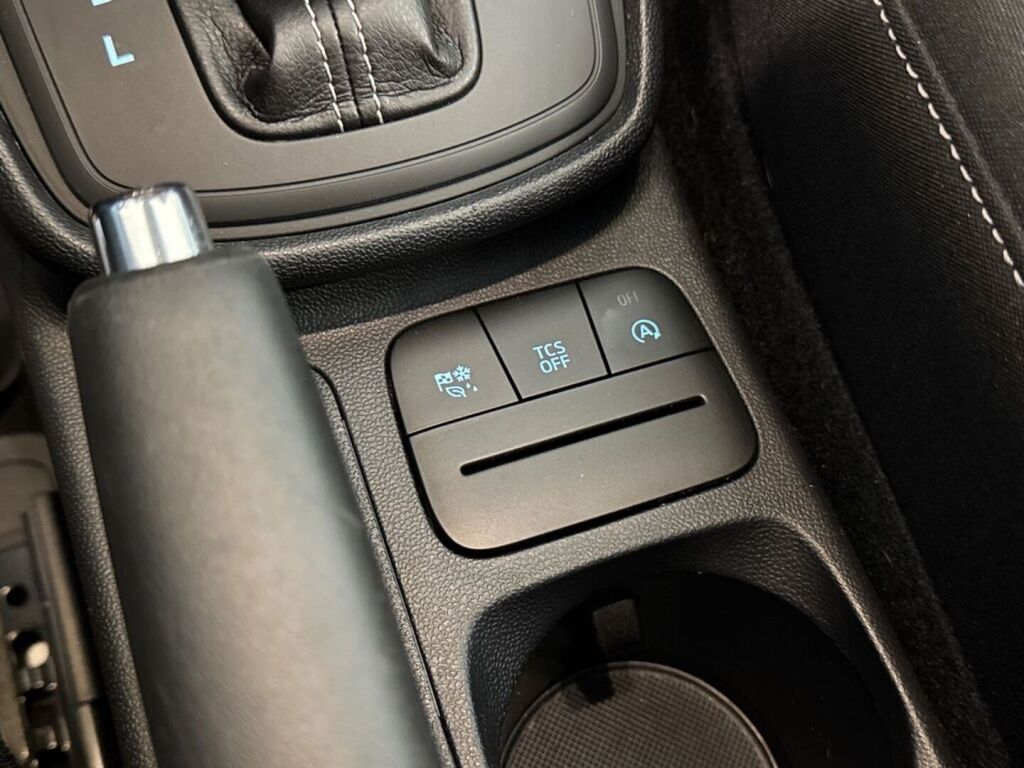 Ford Fiesta 2022 Valkoinen