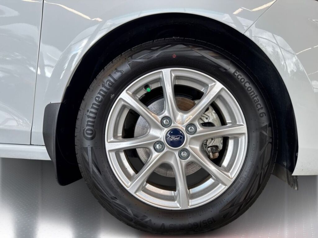 Ford Fiesta 2022 Valkoinen