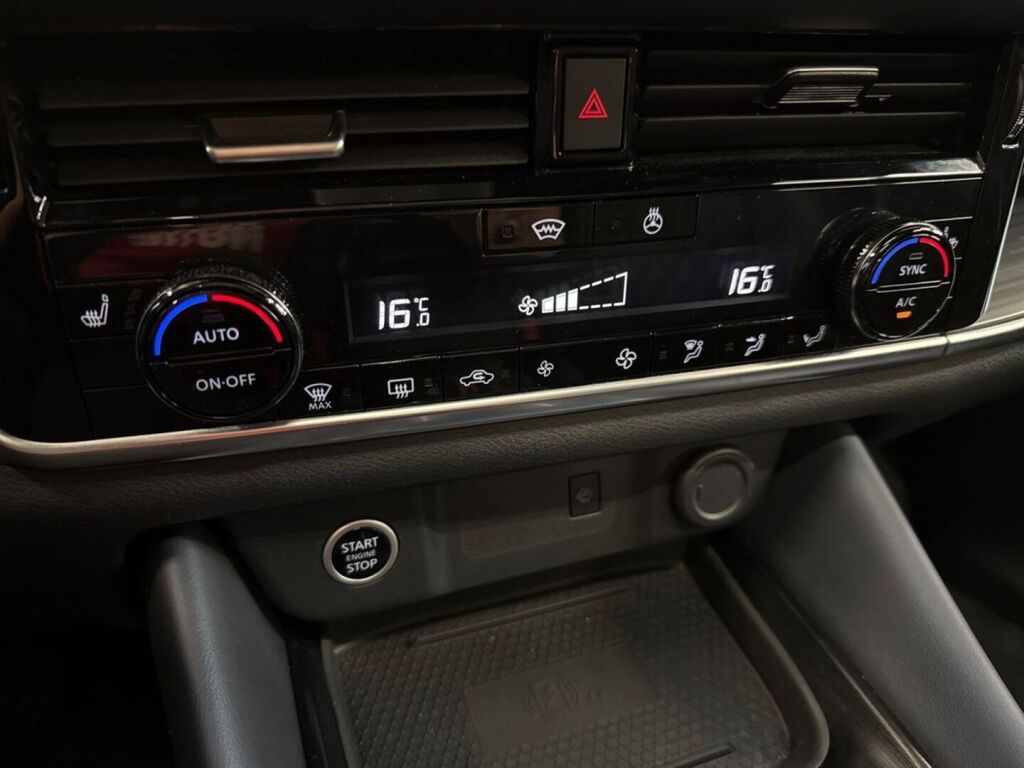Nissan Qashqai 2022 Sininen
