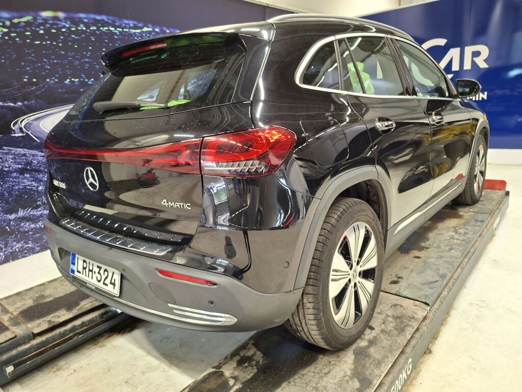 Mercedes-Benz EQA 2022 Musta