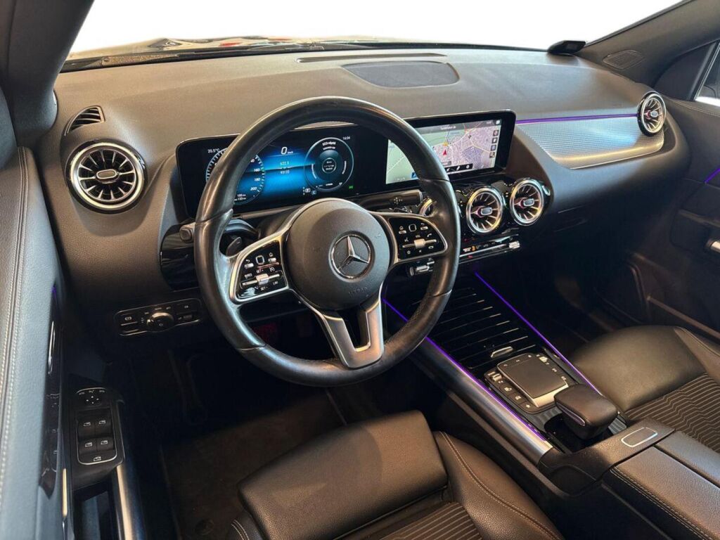 Mercedes-Benz EQA 2022 Musta