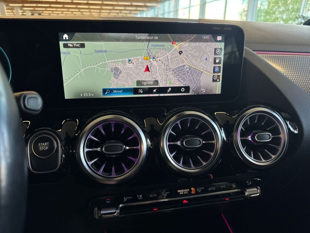 Mercedes-Benz EQA 2022 Musta
