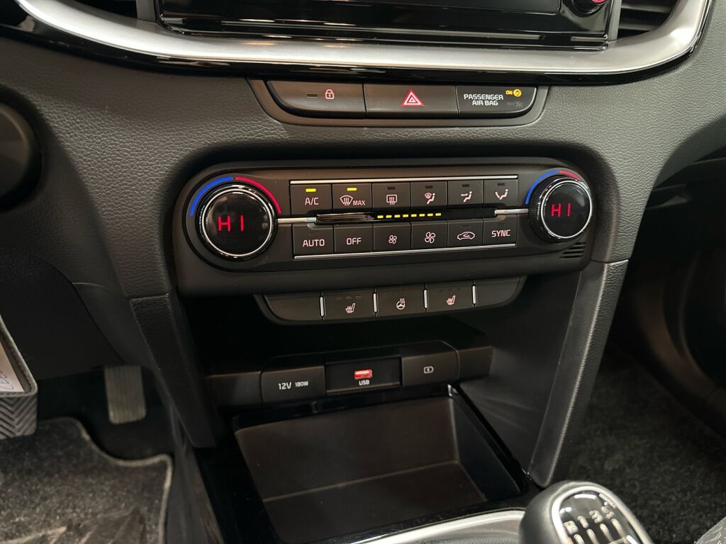 Kia Ceed 2022 Valkoinen