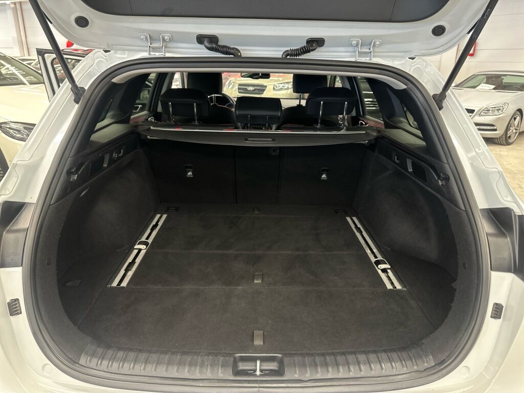 Kia Ceed 2022 Valkoinen