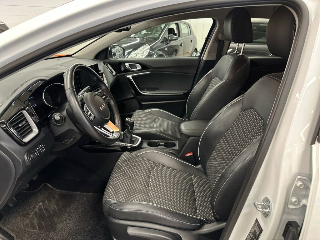 Kia Ceed 2022 Valkoinen