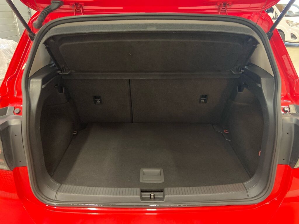 Volkswagen T-Cross 2019 Punainen