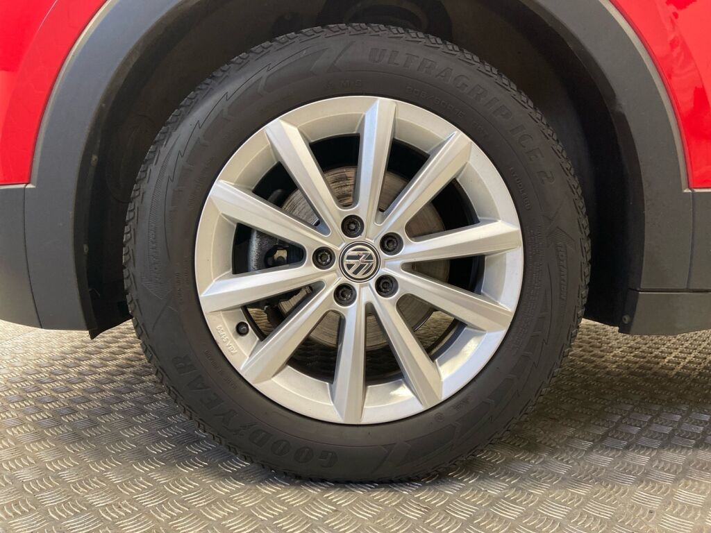 Volkswagen T-Cross 2019 Punainen