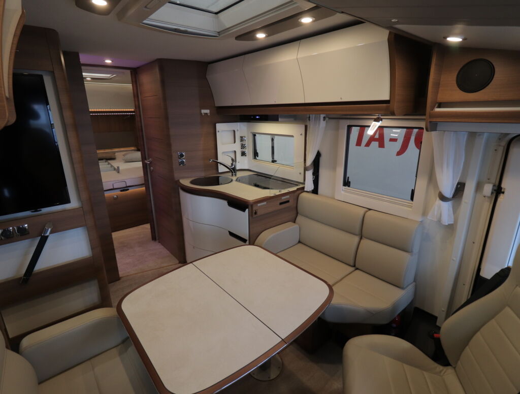 Rapido M96 SCANDINAVIAN EXCLUSIVE 2022 Valkoinen