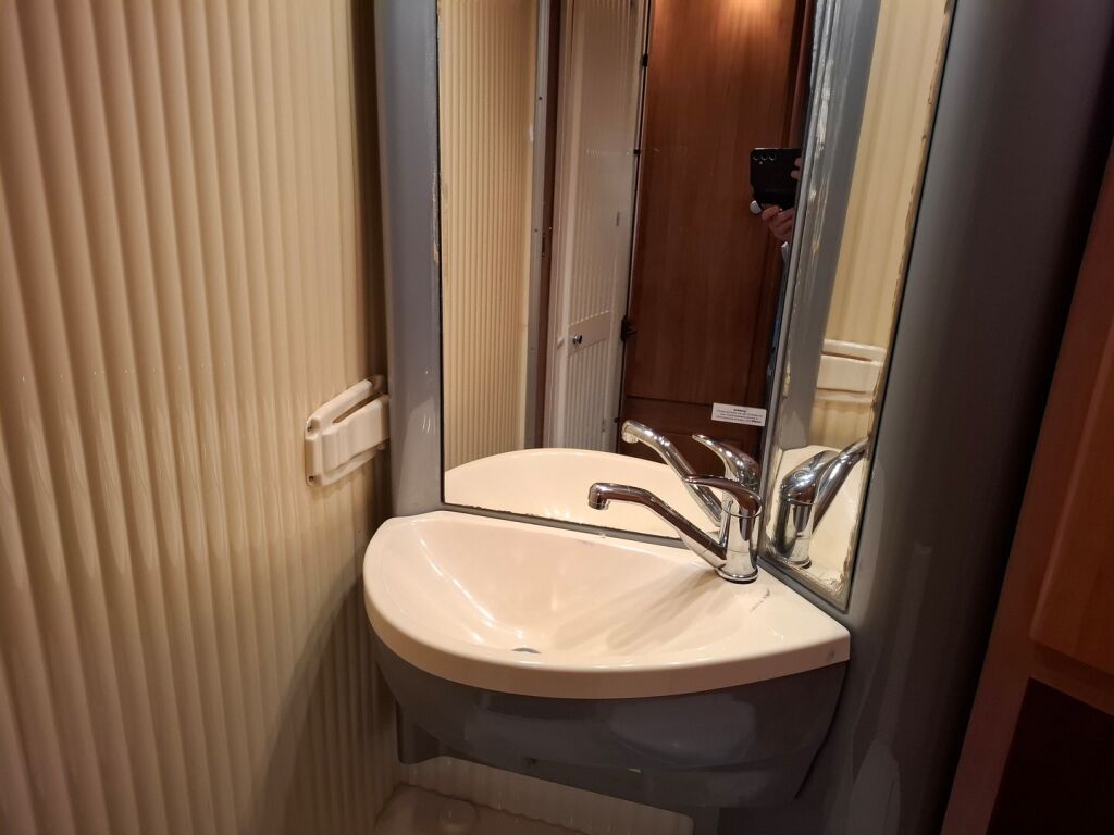 Dethleffs ELEGANCE 2006 Valkoinen