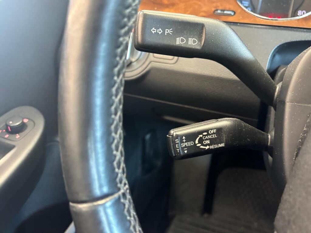 Volkswagen Passat 2006 Harmaa