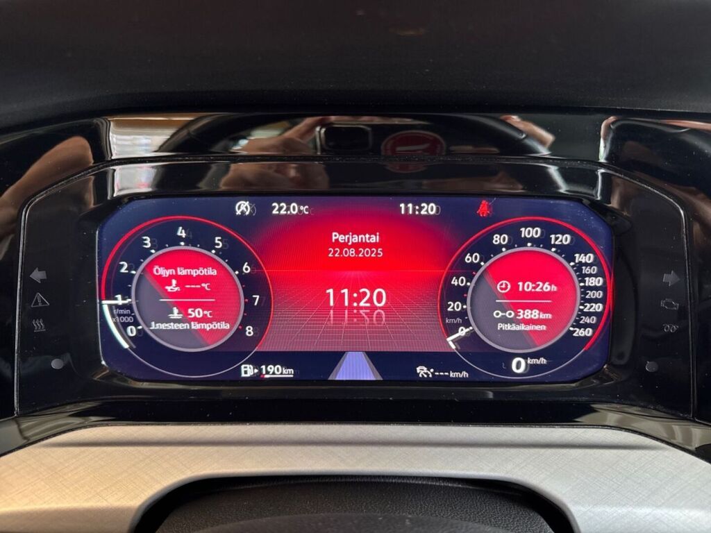 Volkswagen Golf 2022 Valkoinen