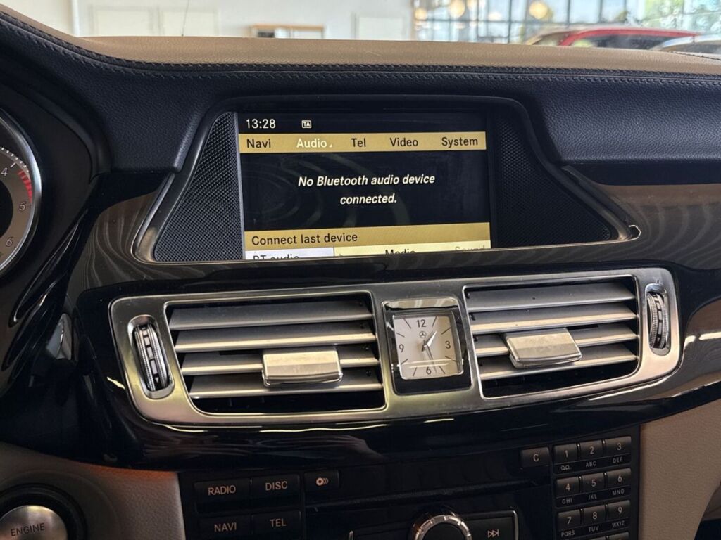 Mercedes-Benz CLS 2011 Hopea