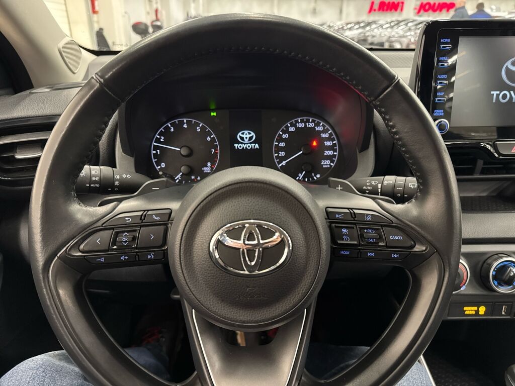 Toyota Yaris 2022 Valkoinen