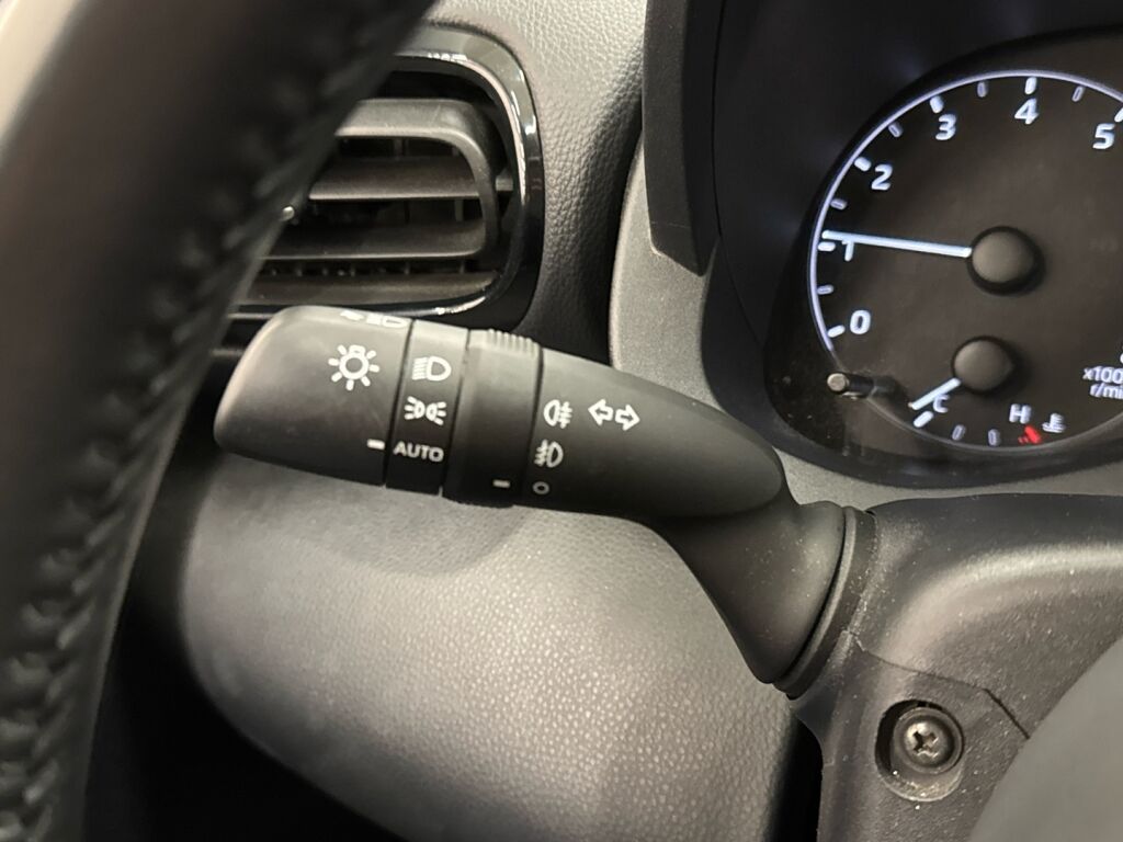 Toyota Yaris 2022 Valkoinen