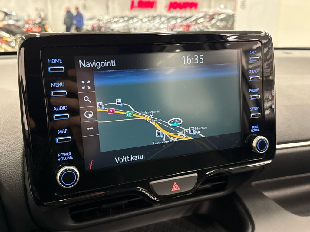 Toyota Yaris 2022 Valkoinen