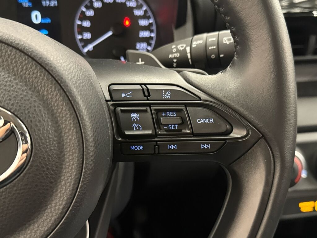 Toyota Yaris 2022 Valkoinen