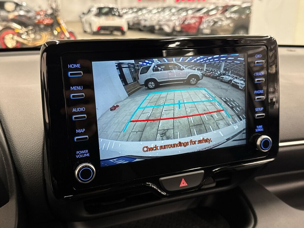 Toyota Yaris 2022 Valkoinen