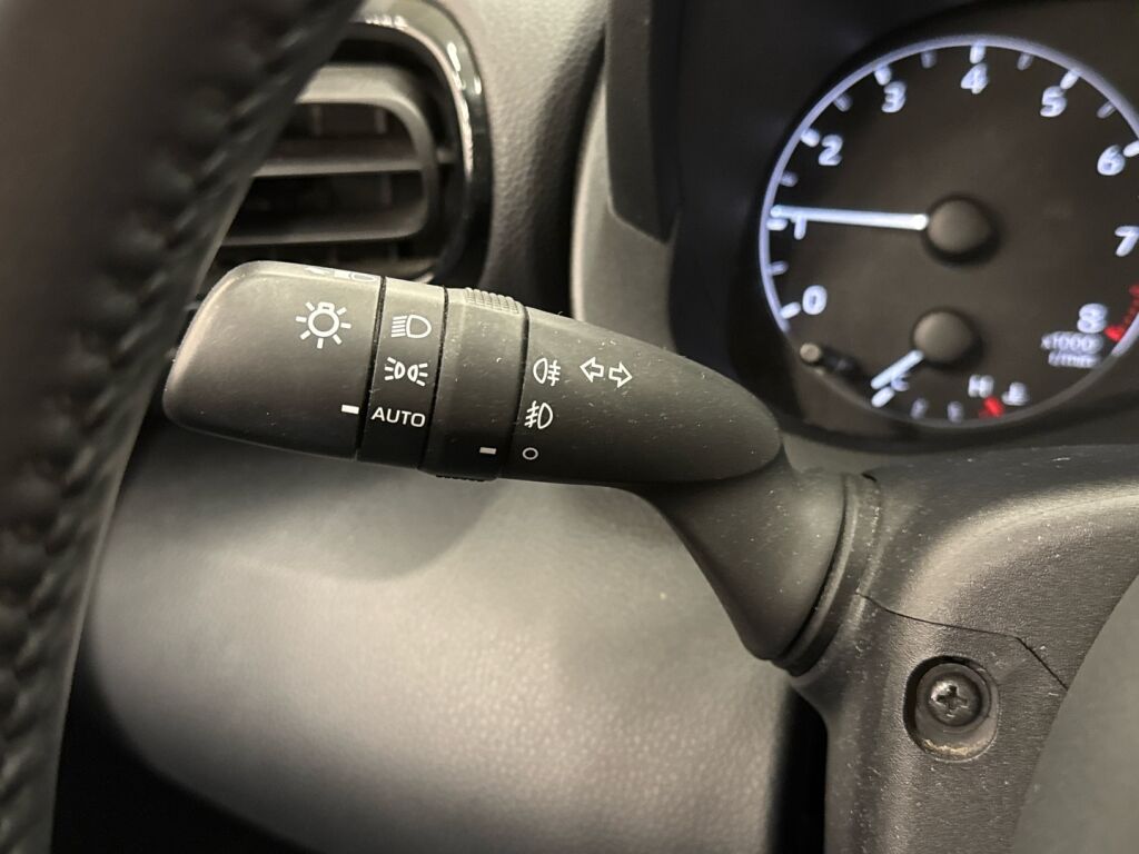 Toyota Yaris 2022 Valkoinen