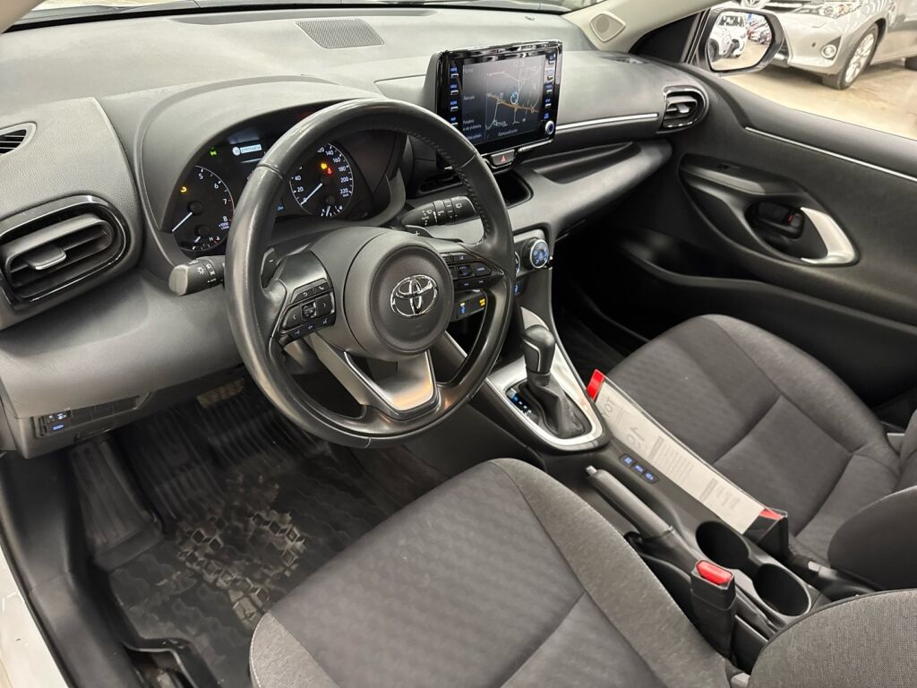 Toyota Yaris 2022 Valkoinen