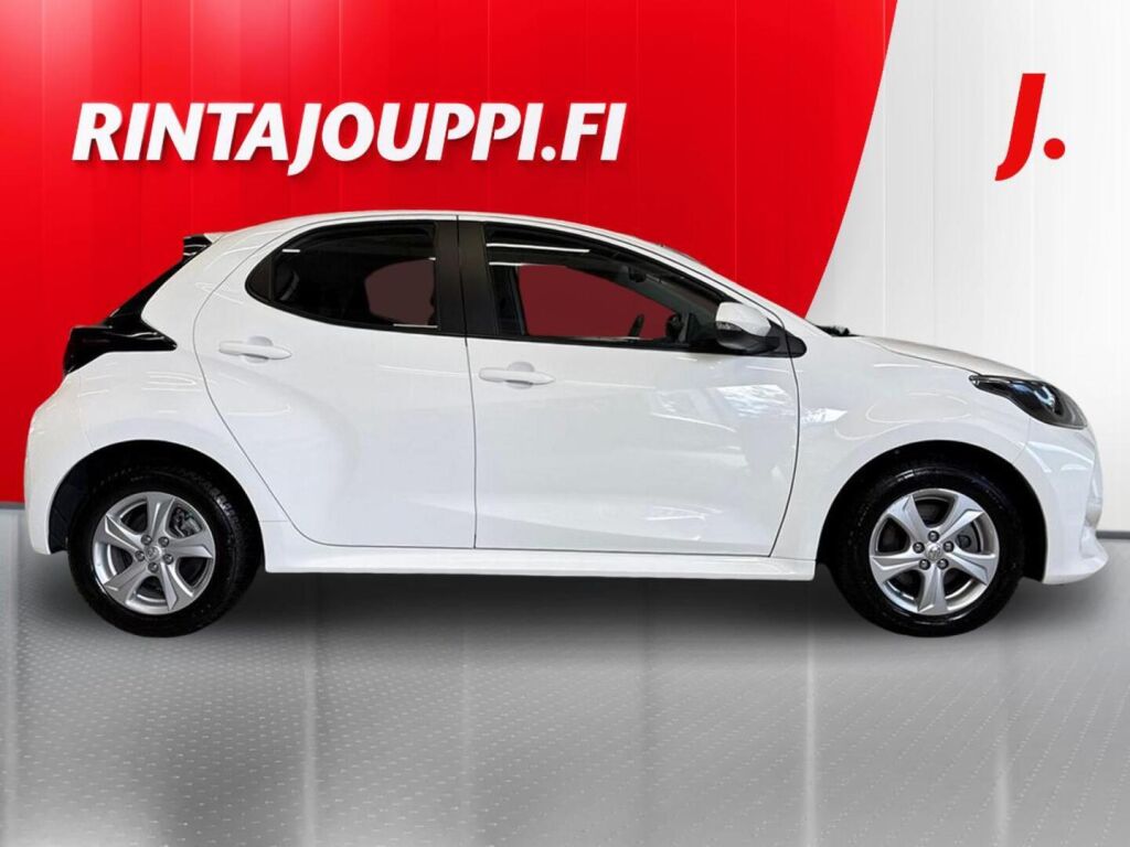 Toyota Yaris 2022 Valkoinen