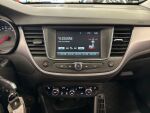 Opel Crossland 2022 Punainen