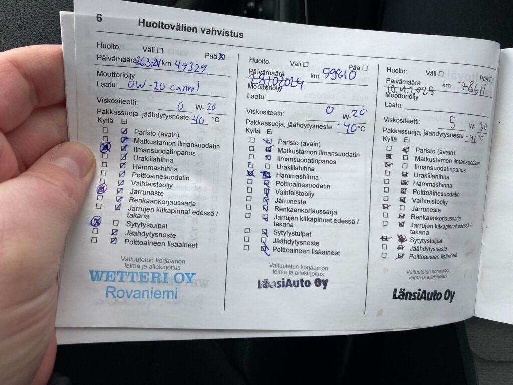 Opel Crossland 2022 Punainen