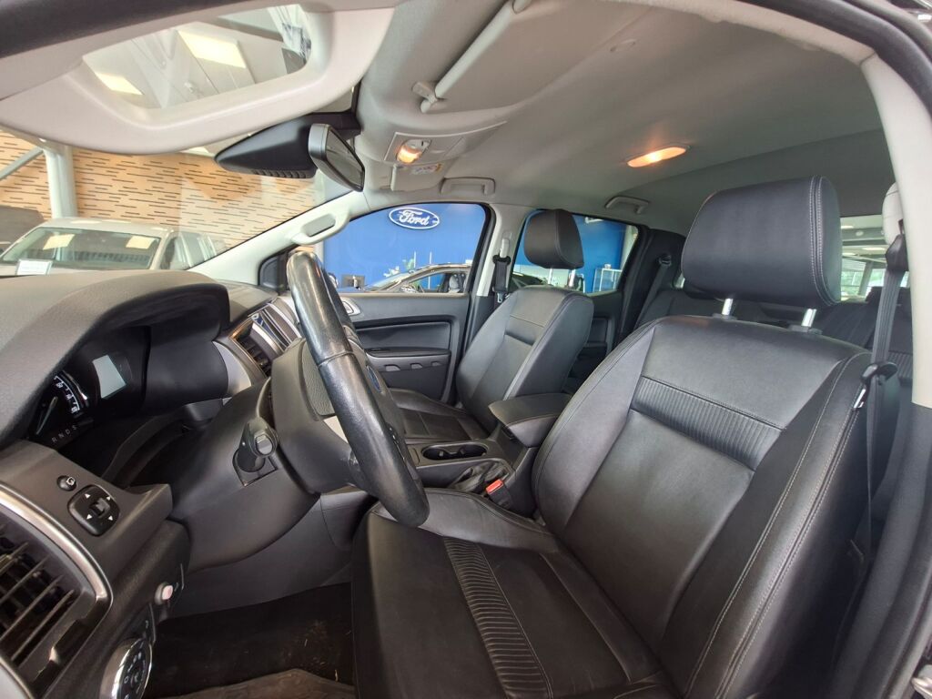 Ford Ranger 2022 Musta