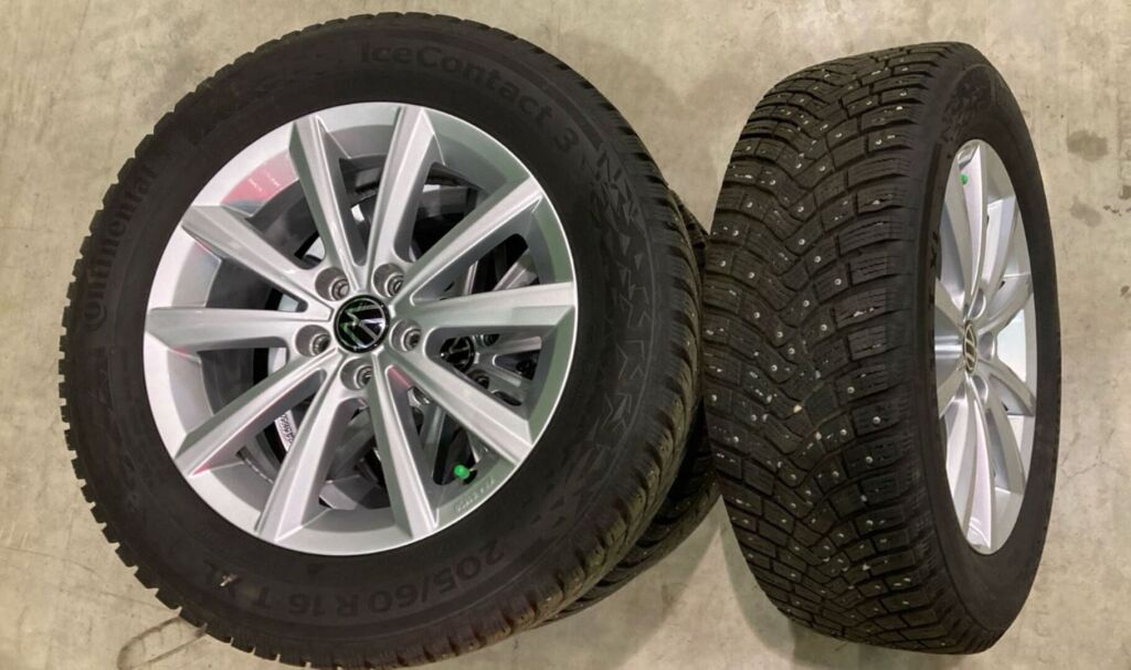 Volkswagen Taigo 2022 Punainen