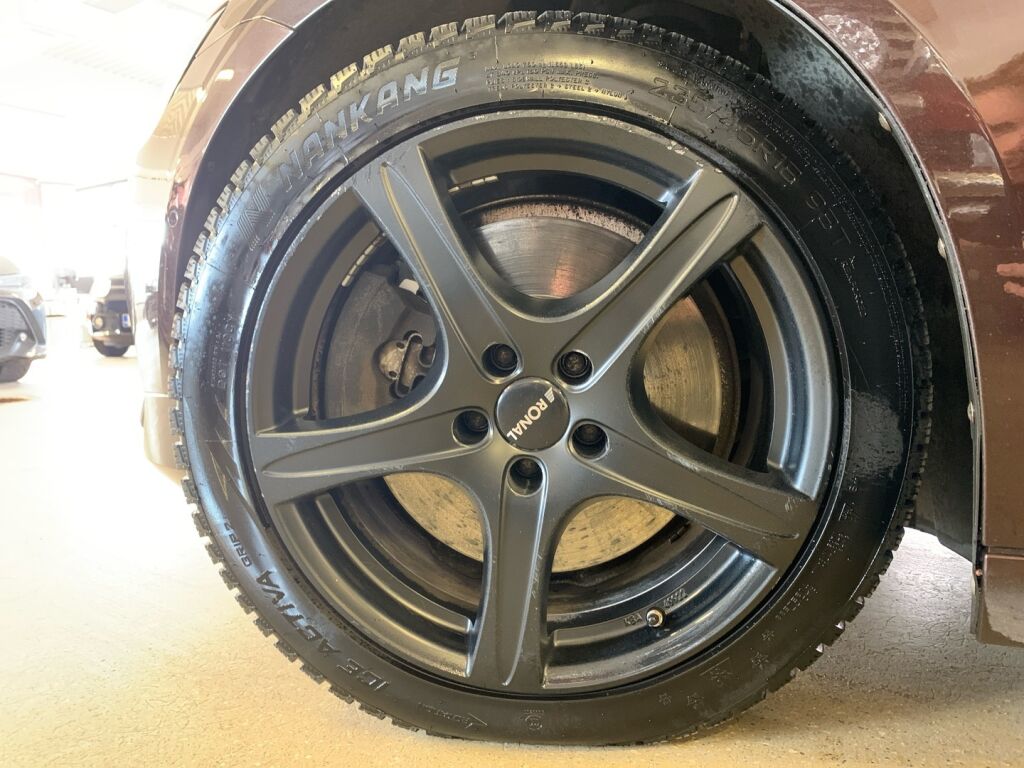 Volvo V60 2018 Ruskea (beige)